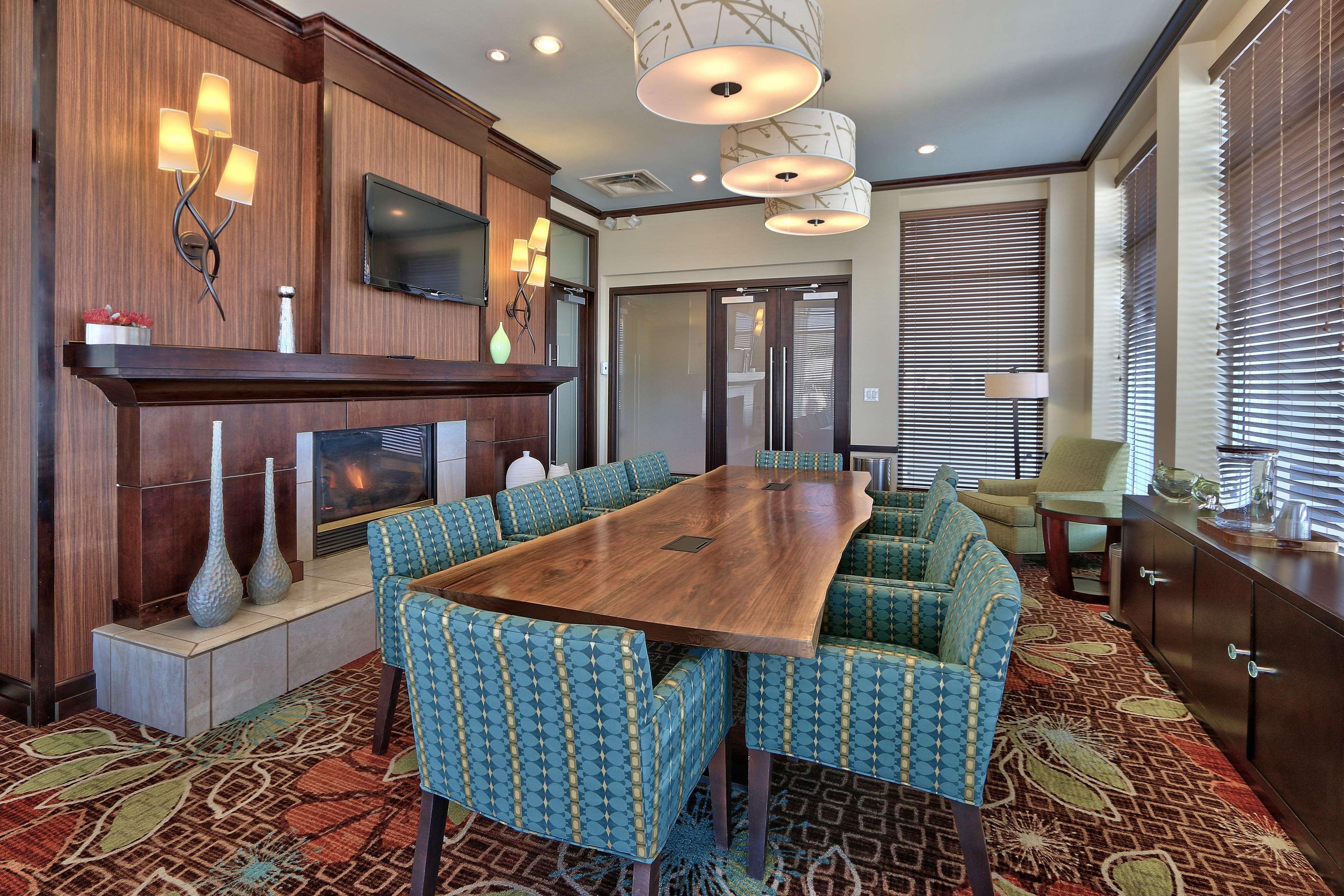 Hilton Garden Inn Albuquerque Airport Bagian luar foto