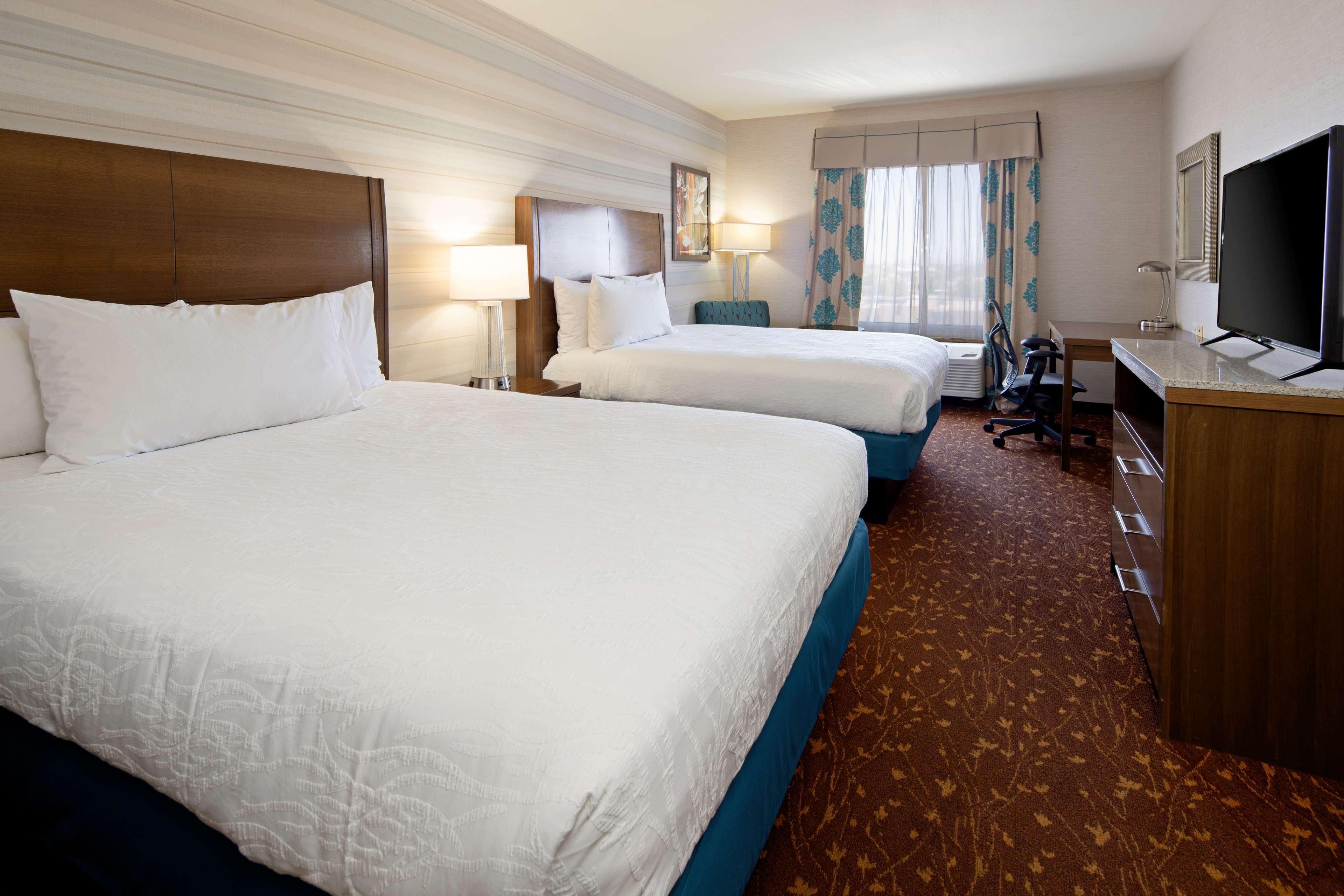 Hilton Garden Inn Albuquerque Airport Bagian luar foto